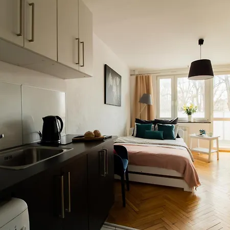 Piotrapartments - Bruna Green City Apartment Варшава Екстер'єр фото