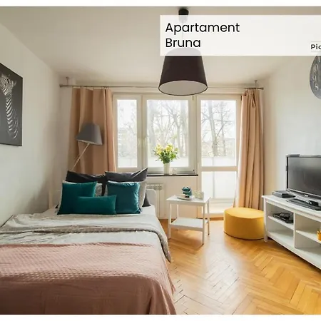 Piotrapartments - Bruna Green City Apartment Варшава Екстер'єр фото