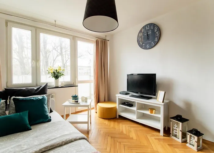 Piotrapartments - Bruna Green City Apartment
